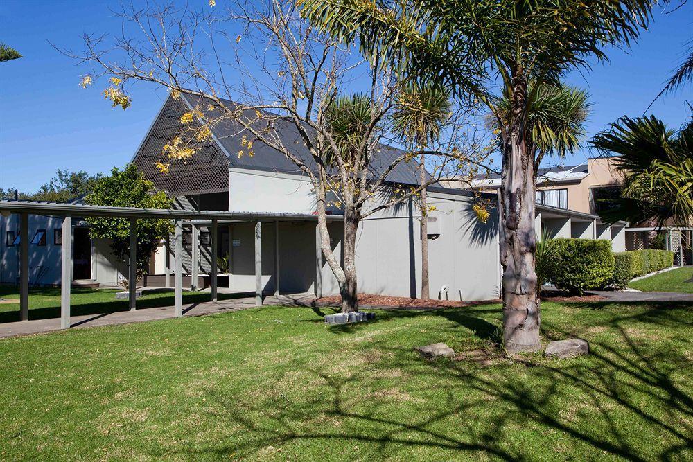 Kiwi Airport Backpackers Hostel Auckland Exterior photo