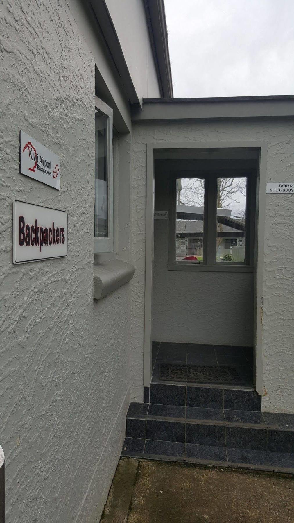 Kiwi Airport Backpackers Hostel Auckland Exterior photo